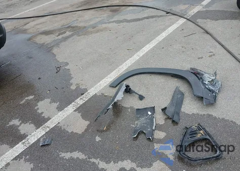 2021 Chevrolet Trailblazer Awd Rs z USA, uszkodzony, nr VIN KL79MUSL6MB138398